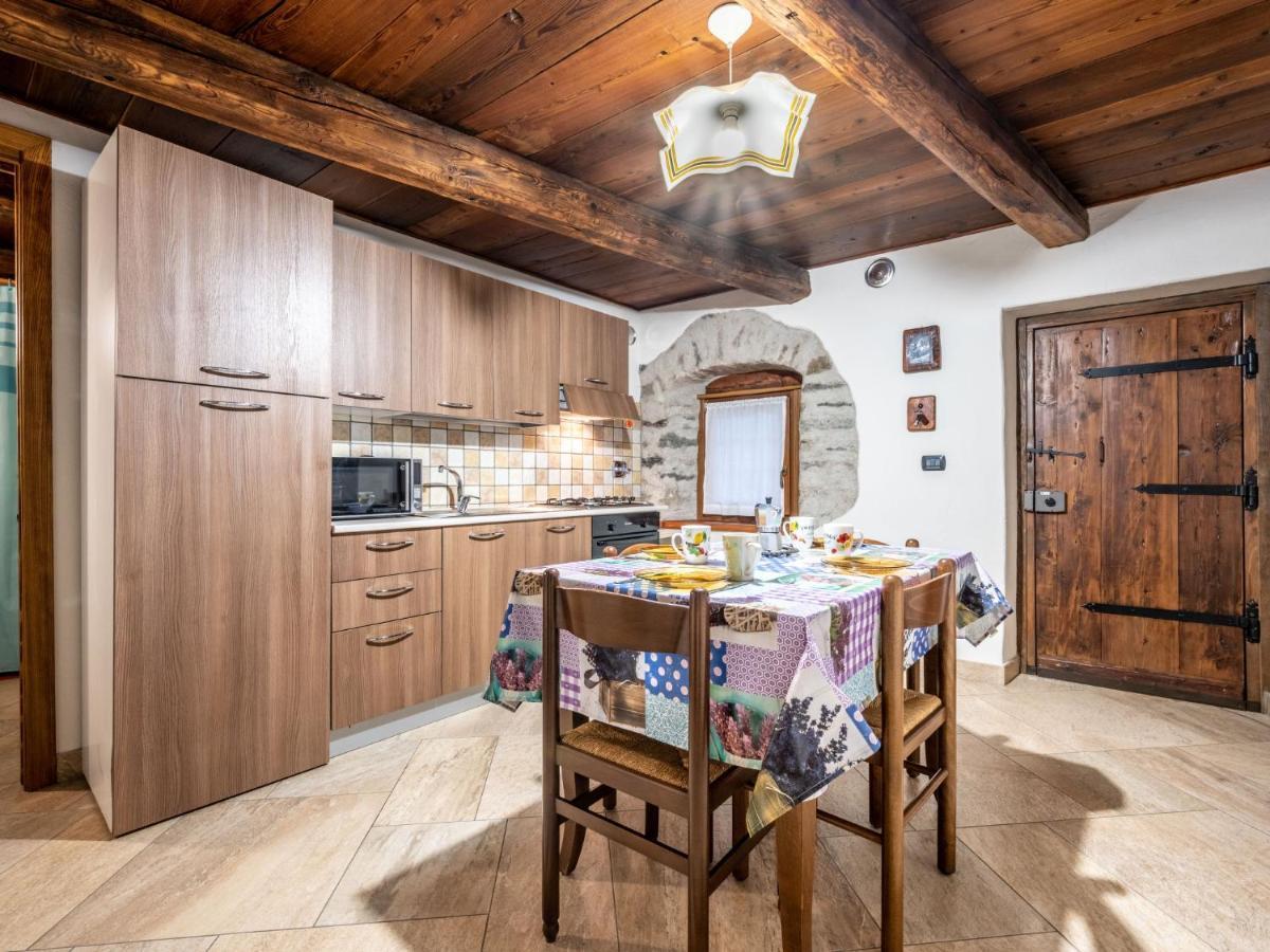 Apartment Les Cors-2 By Interhome Фенис Экстерьер фото