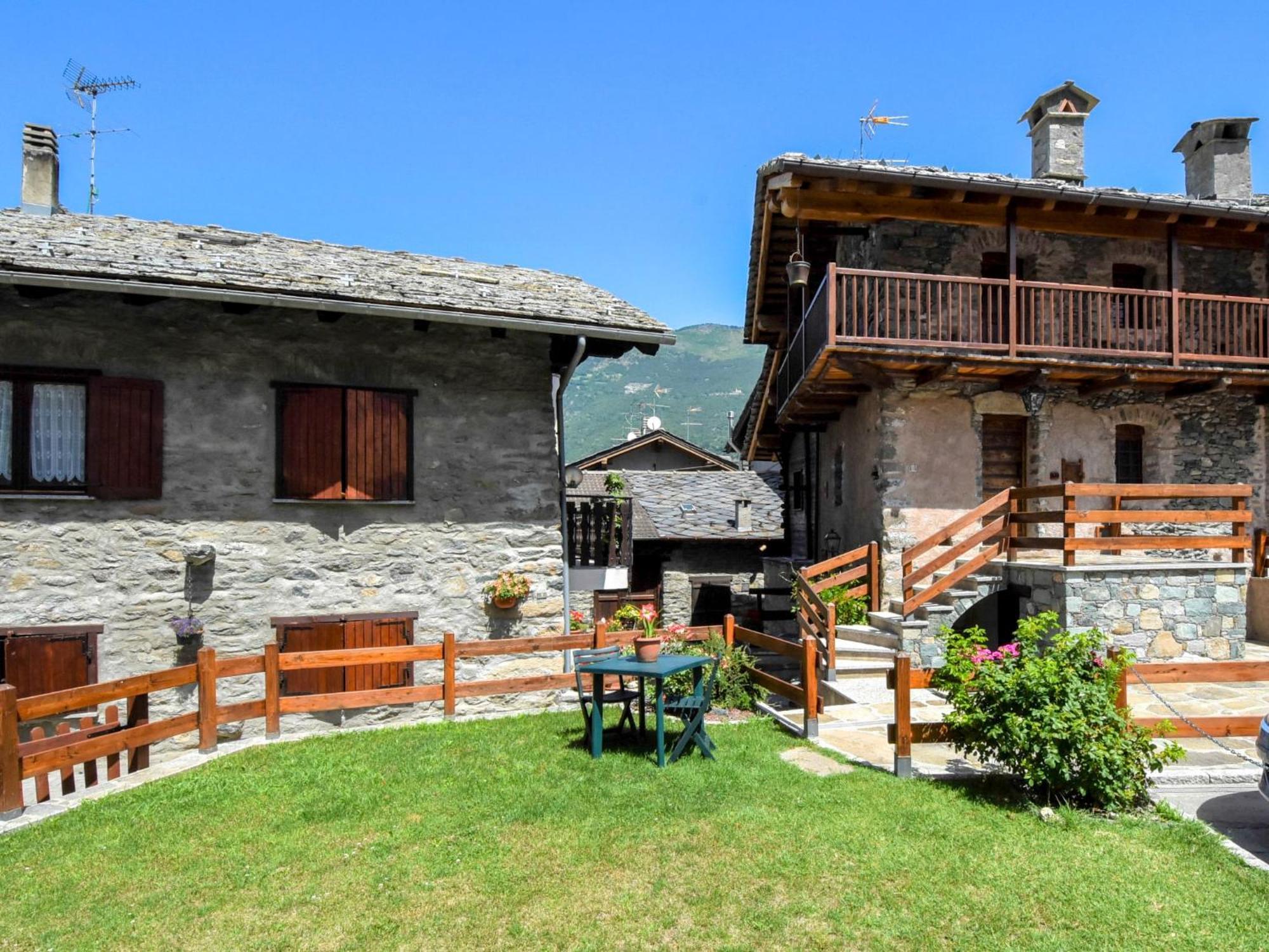 Apartment Les Cors-2 By Interhome Фенис Экстерьер фото